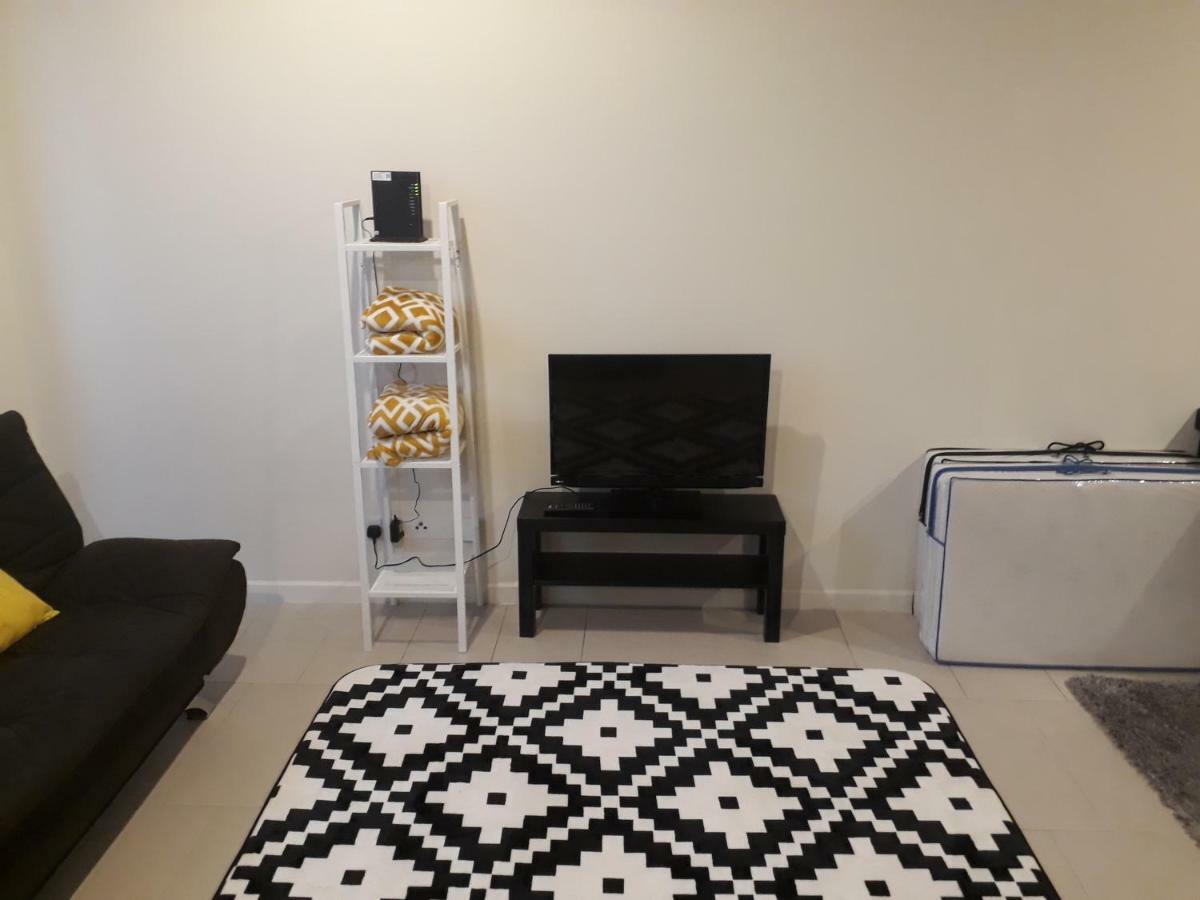 Mufasa Suites At Tamarind Suites With Wifi Netflix Coway Level 8 Cyberjaya Eksteriør billede